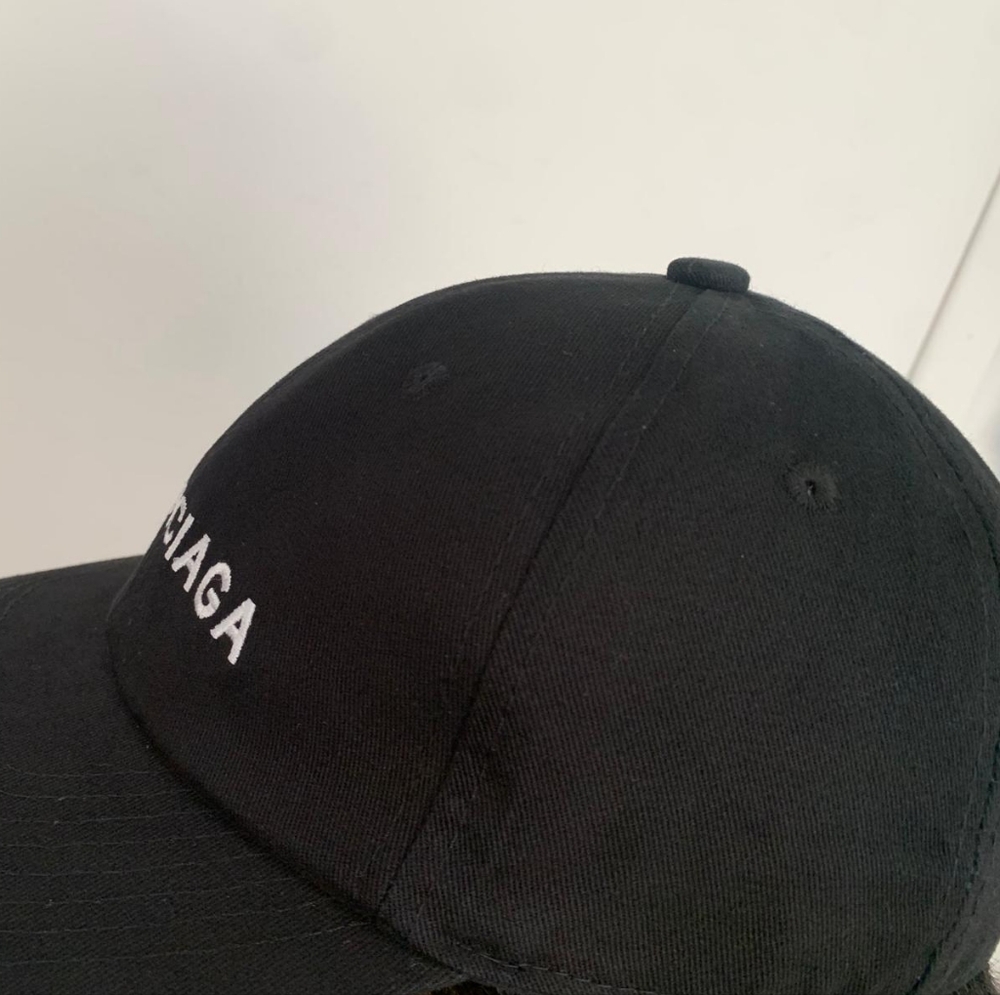 Balenciaga Black Baseball Cap Embroidered Minimalist Style - Picture 8 of 8